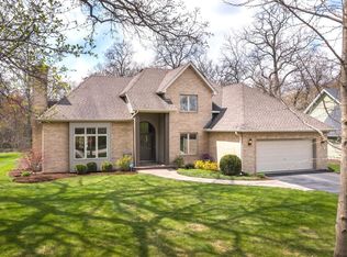 205 N 11th Ave, Saint Charles, IL 60174