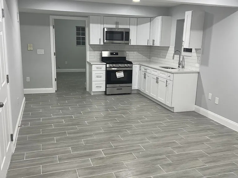 26-28 Avon Avenue - Ground Floor — Photo 1