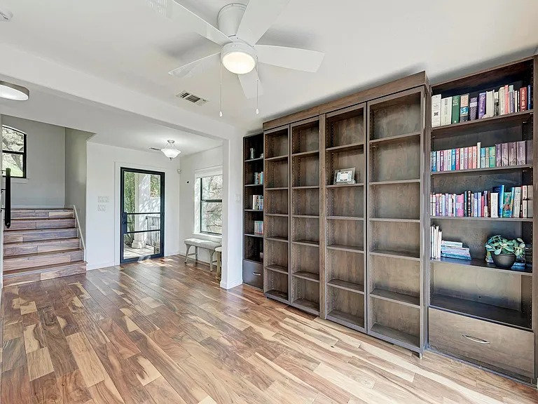 13803 Lake View Dr — Photo 12