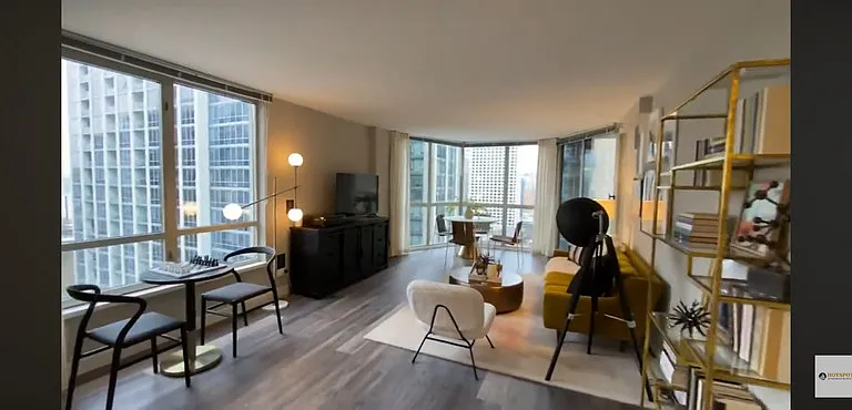 40 E Delaware Pl #12F — Photo 4