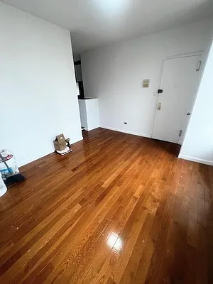 Rented by Lafayette Management LLC | media 7