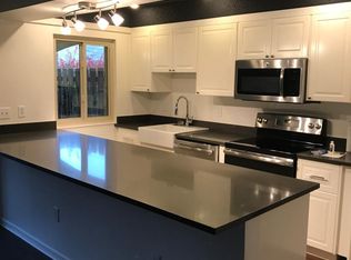 943 Manor Ln APT B, Columbus, OH 43221