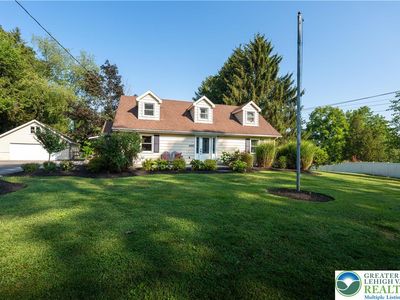 4265 E Texas Rd, Allentown, PA, 18103
