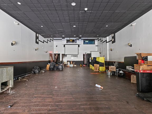 3rd image of 128 Gramatan Ave