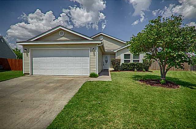 1st image of 1001 SW 153rd St