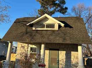 703 Oakland Ave, Hampton, VA 23663