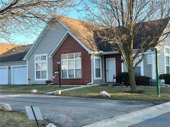 5751 Crossbrooke Ln #8, Waterville, OH 43566