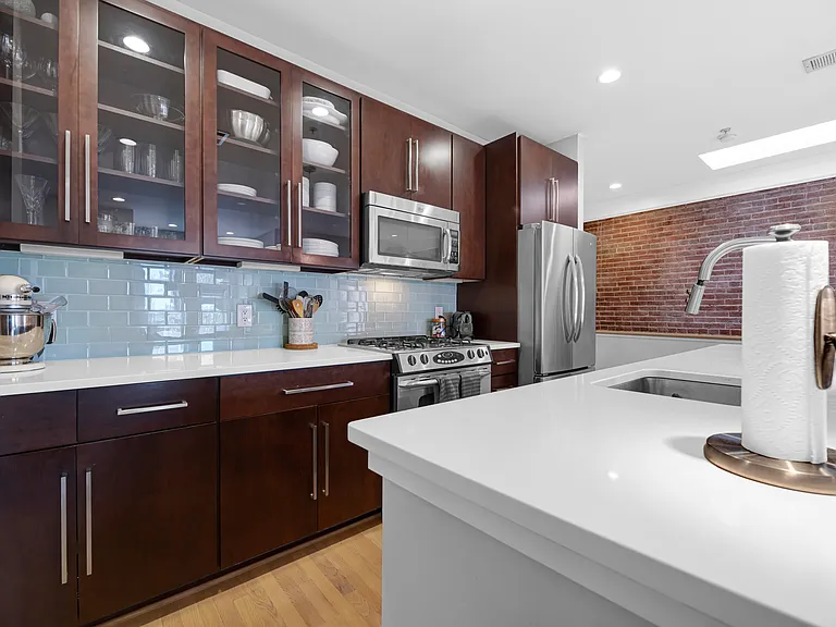 444 M St NW #4 — Photo 6