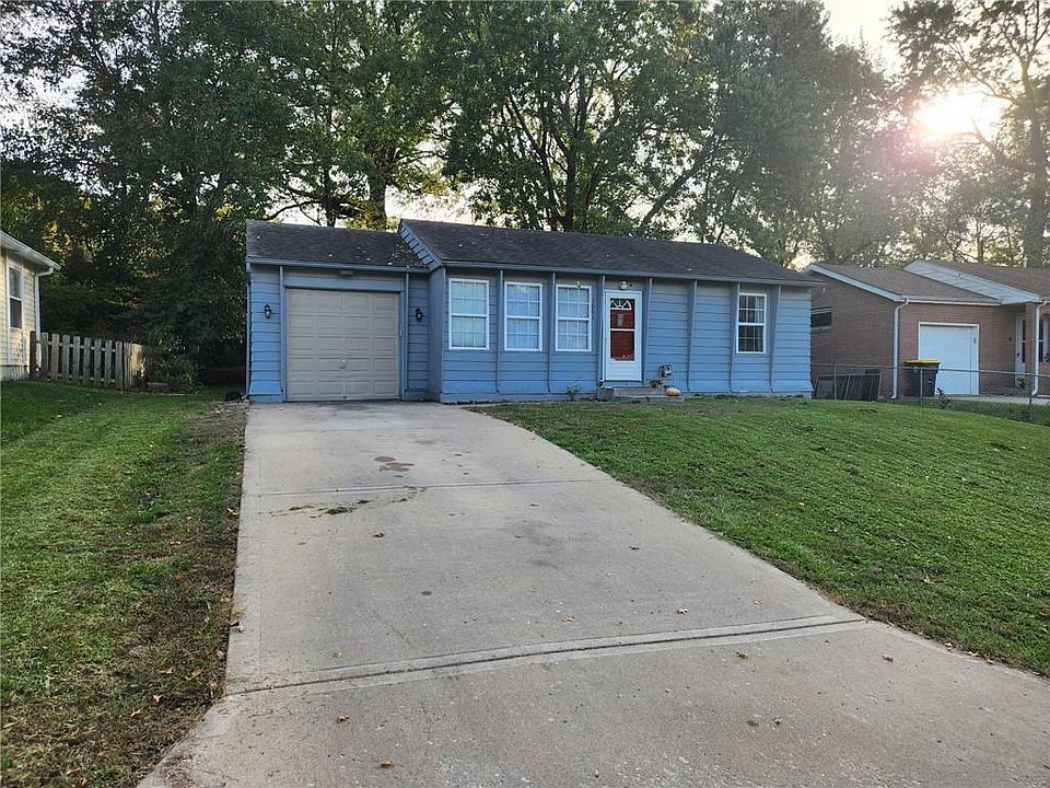1st image of 1001 NE 45th St