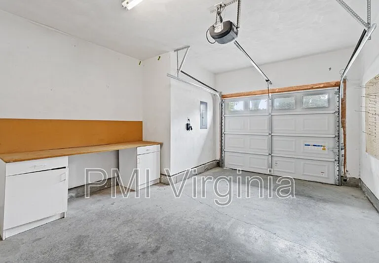 4620 Lee Ave — Photo 38