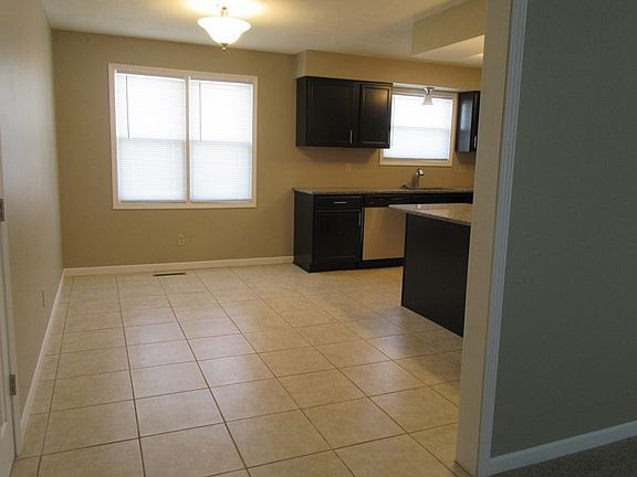 3rd image of 2020 Prospect St