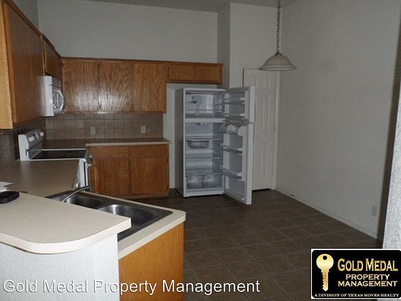 5th image of 208A Dale Earnhardt Dr #A