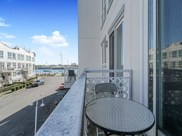 3116 Emmons Avenue image 19 of 26