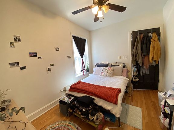 4th image of 925 W Cornelia Ave #931-1B