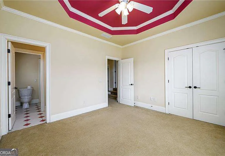 2770 Shumard Oak Dr — Photo 32