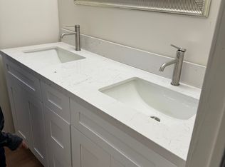 16251 Camelback Dr, Victorville, CA 92395
