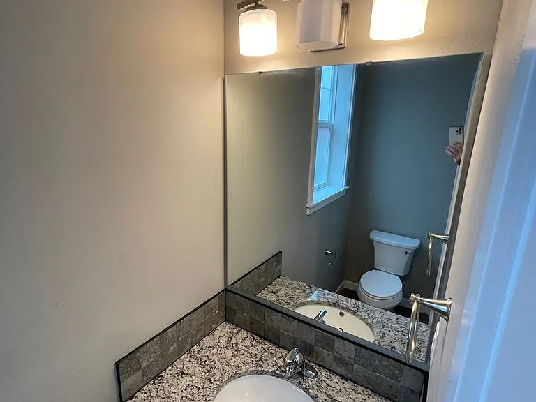 88 W 15th Ave — Photo 31