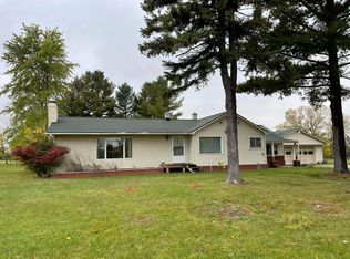 10088 Wolf Creek Rd, Hubbard Lake, MI 49747