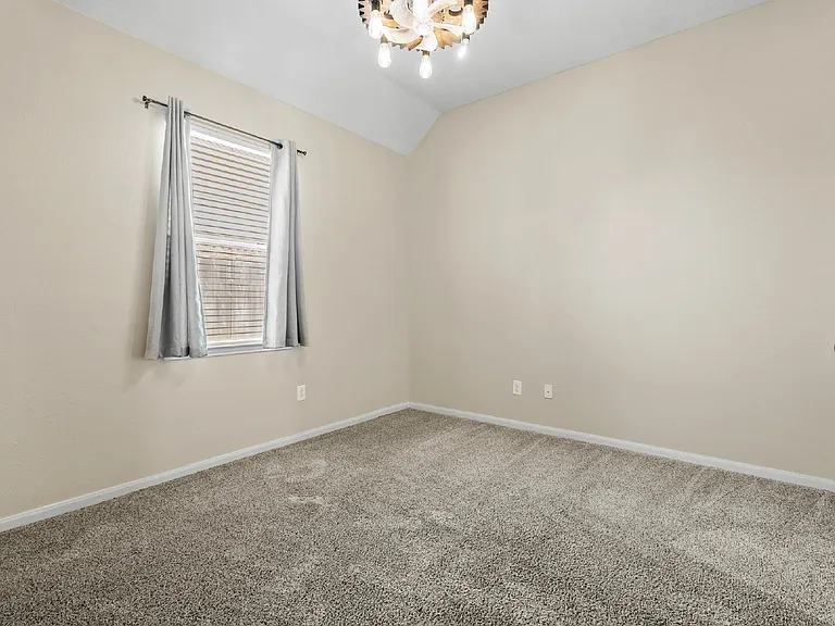 4713 La Escalona Dr — Photo 8
