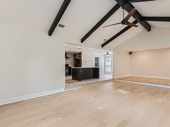 4th image of 10306 Caracara Dr