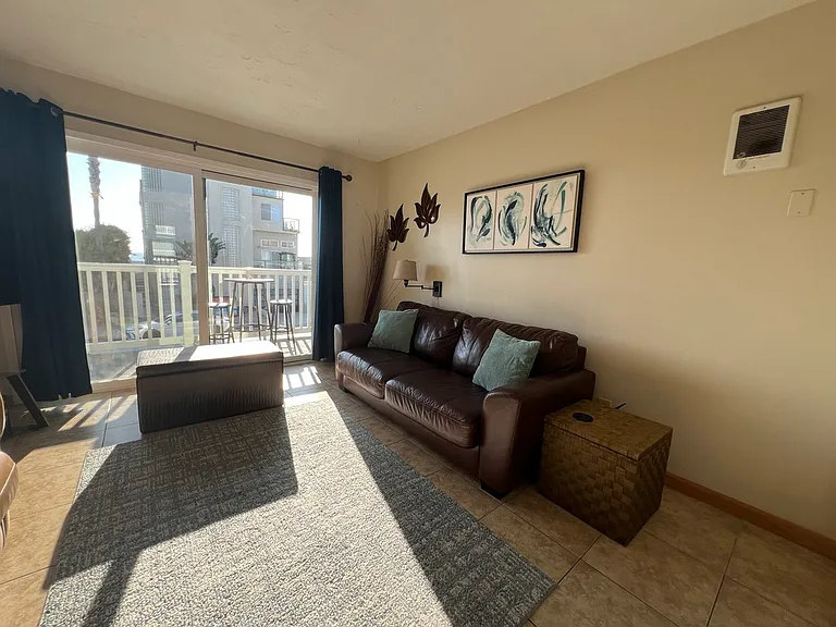 1111 Seacoast Dr #17 — Photo 5