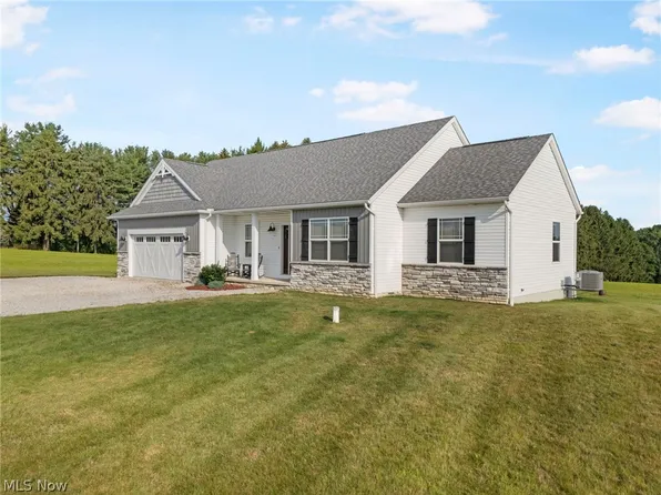 14565 State Route 39, Lakeville, OH 44638