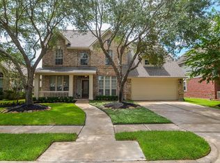 5903 Brook Bend Dr, Sugar Land, TX 77479