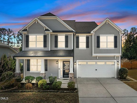 2nd image of 729 Lake Artesia Ln
