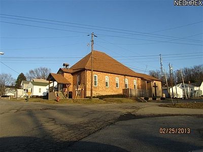 2nd image of 848 Northside Ave