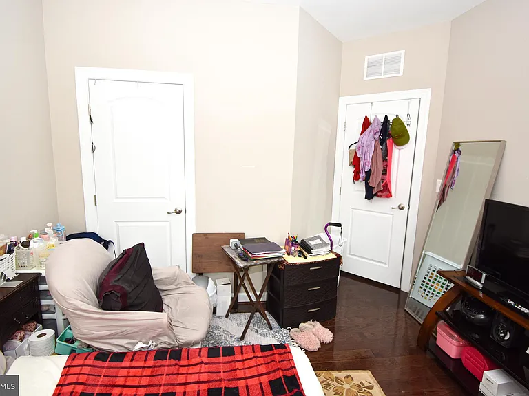 21268 Park Grove Ter — Photo 31