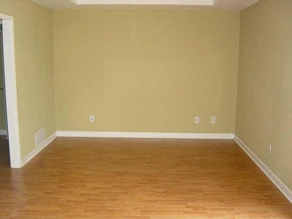 4th image of 222 Glen Canyon Dr