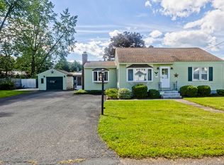 39 Homer St, Feeding Hills, MA 01030