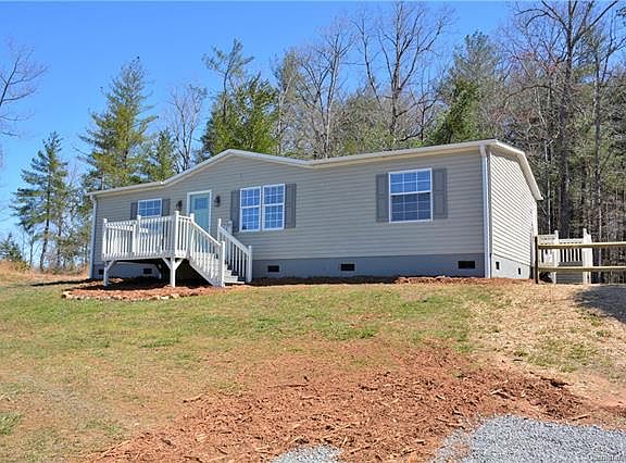 4th image of 3085 Bear Trail Dr