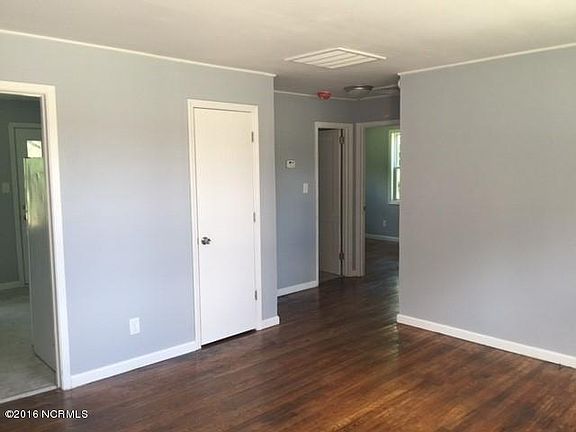 3rd image of 504-506 Williams Street