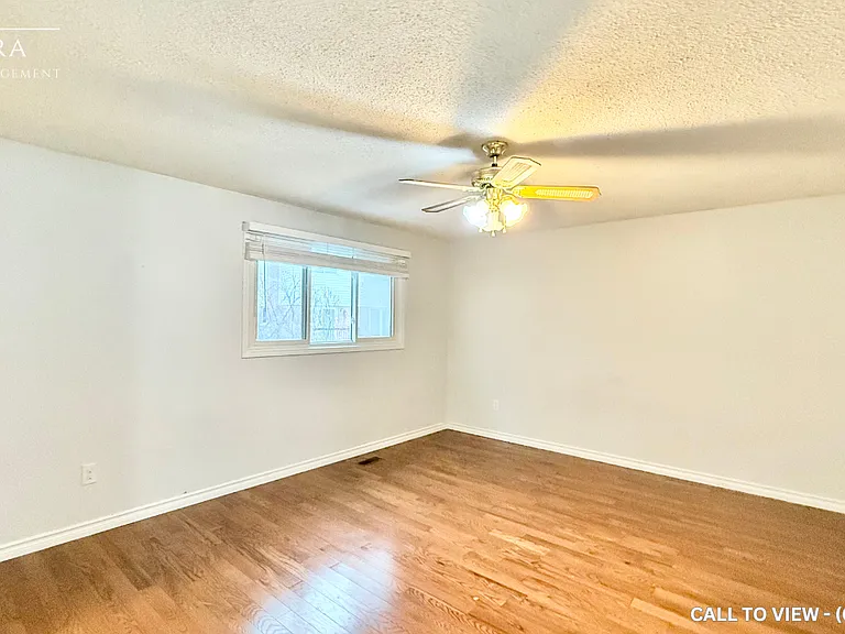 74 Cassander Cres — Photo 8