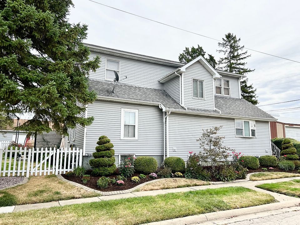 1st image of 124 N Glen Ave