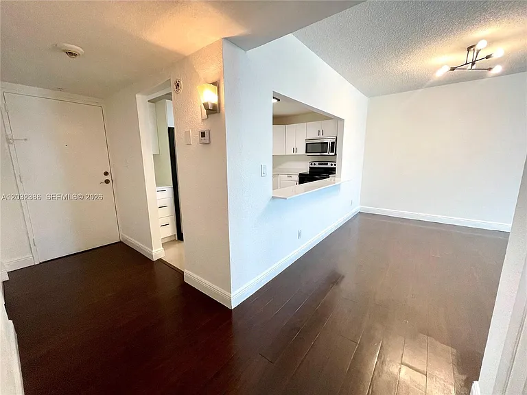 19390 Collins Ave #316 — Photo 20