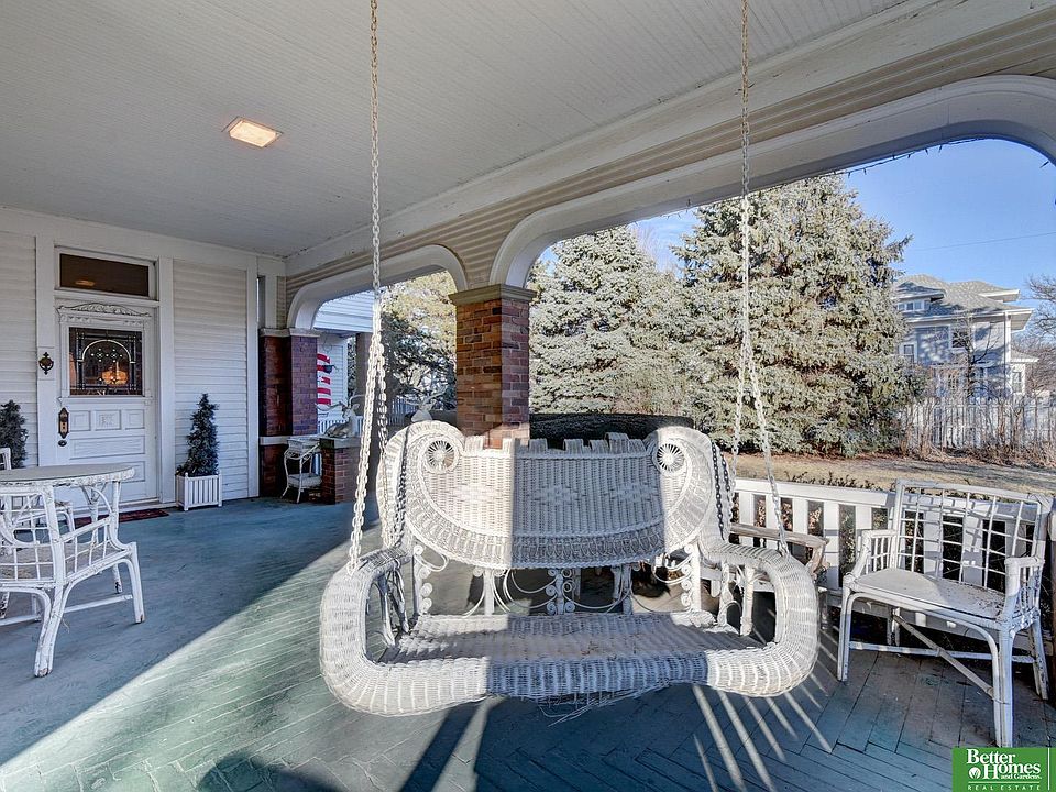 10th image of this home