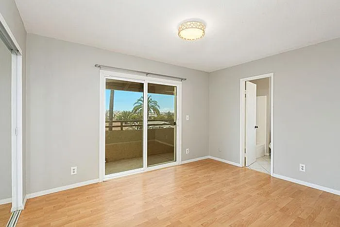 4062 Georgia St #4 — Photo 10
