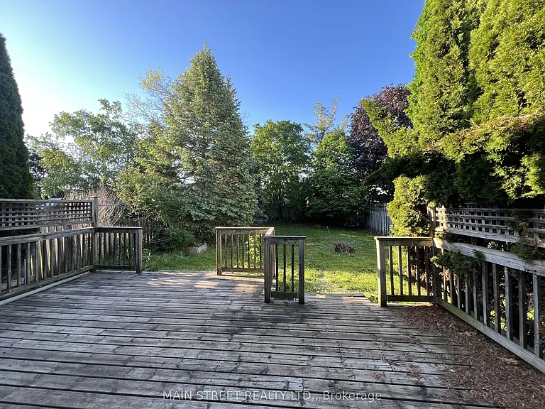14 Ailsa Dr — Photo 32