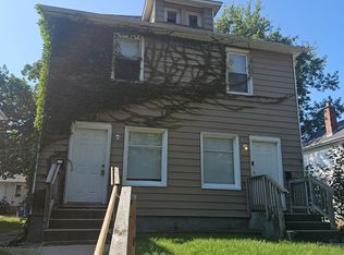 208-210 13th Ave, Moline, IL 61265