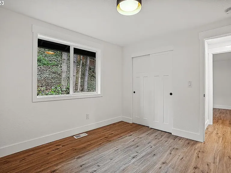 13991 Majestic Ct — Photo 24