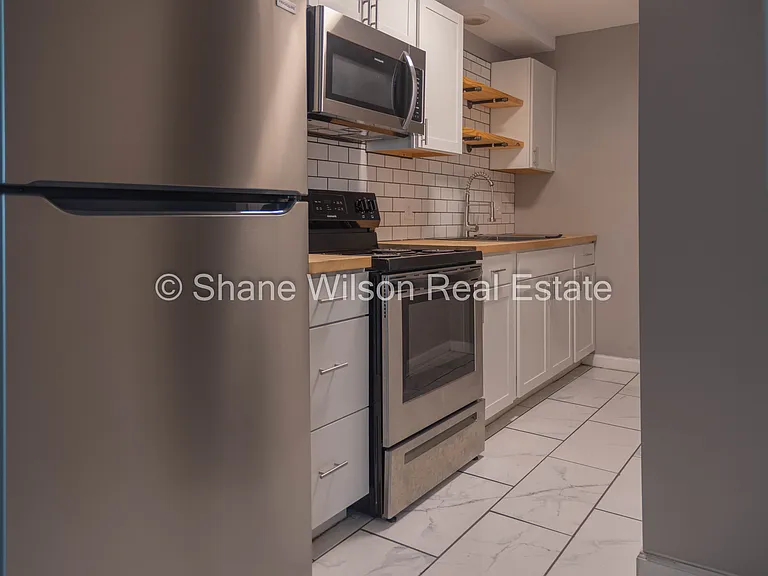 7609 Holiday Hills Dr #105 — Photo 4
