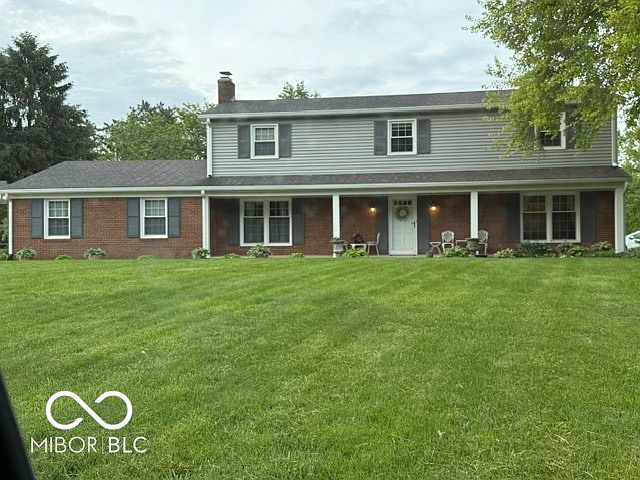 2nd image of 5807 Eastview Ct