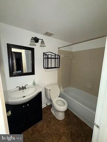 13016 Shadyside Ln #230 — Photo 6