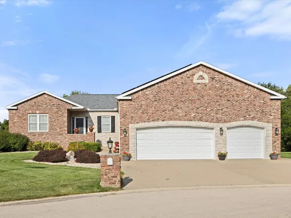 1 Arc St, Wenona, IL 61377