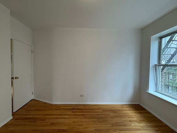 5th image of 451 W 44th St APT 56