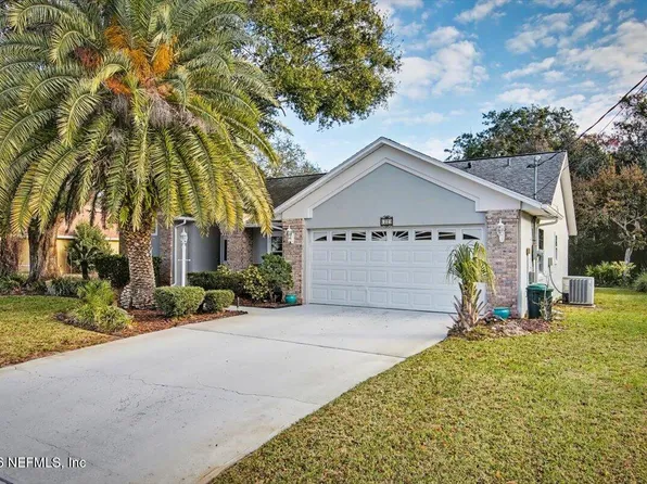 22 FARNUM Lane, Palm Coast, FL 32137