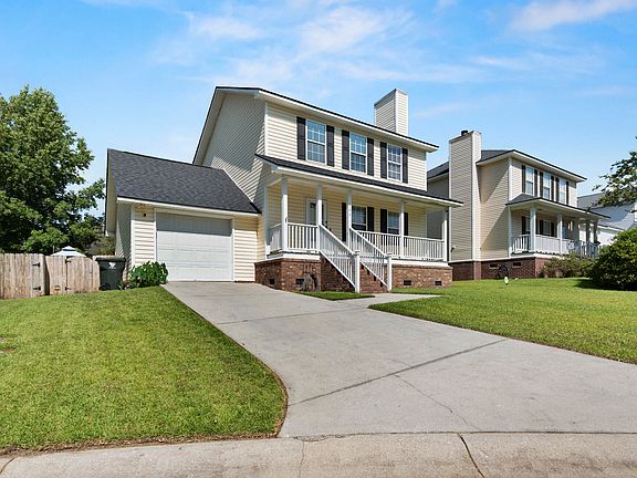 3rd image of 305 Northam Ct