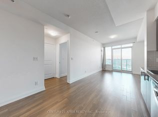 7161 Yonge St #1935, Markham, ON L3T0C8
